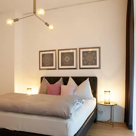 Lifestyle - Mainstation Apartment